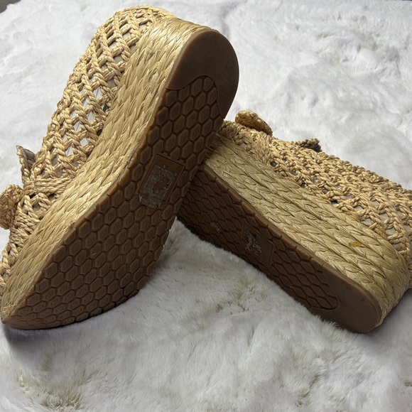 Dolce Vita Woven Raffia Loafers in Natural - Picture 5 of 5